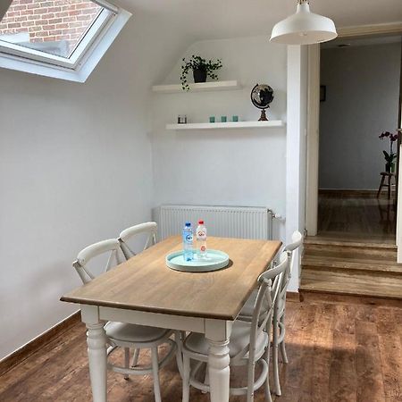 Kontich Rustig Appartement In Het Groen Met Terras מראה חיצוני תמונה