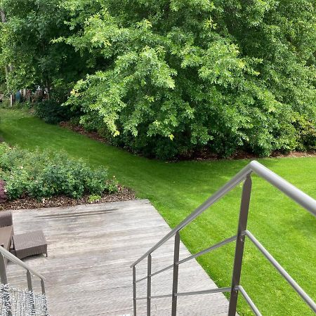 Kontich Rustig Appartement In Het Groen Met Terras מראה חיצוני תמונה