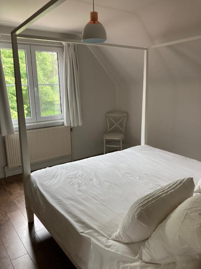 Kontich Rustig Appartement In Het Groen Met Terras מראה חיצוני תמונה